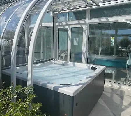 Arcadia 3*